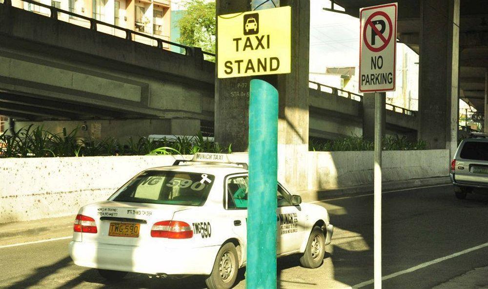 The Fort Budget Hotel- Bonifacio Global City Makati City Buitenkant foto