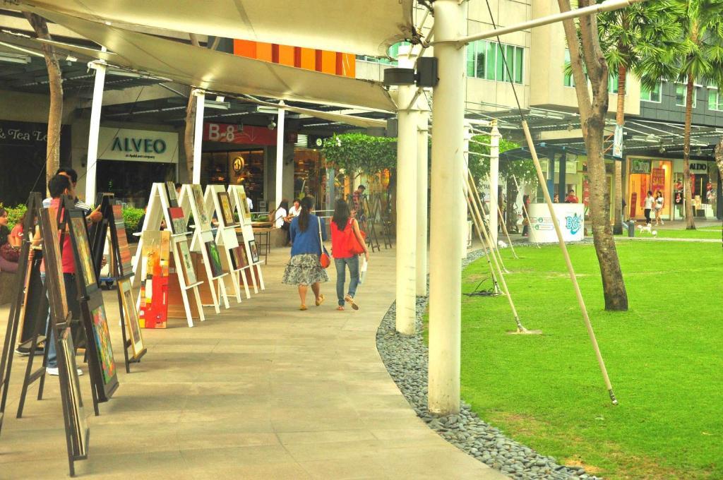 The Fort Budget Hotel- Bonifacio Global City Makati City Buitenkant foto
