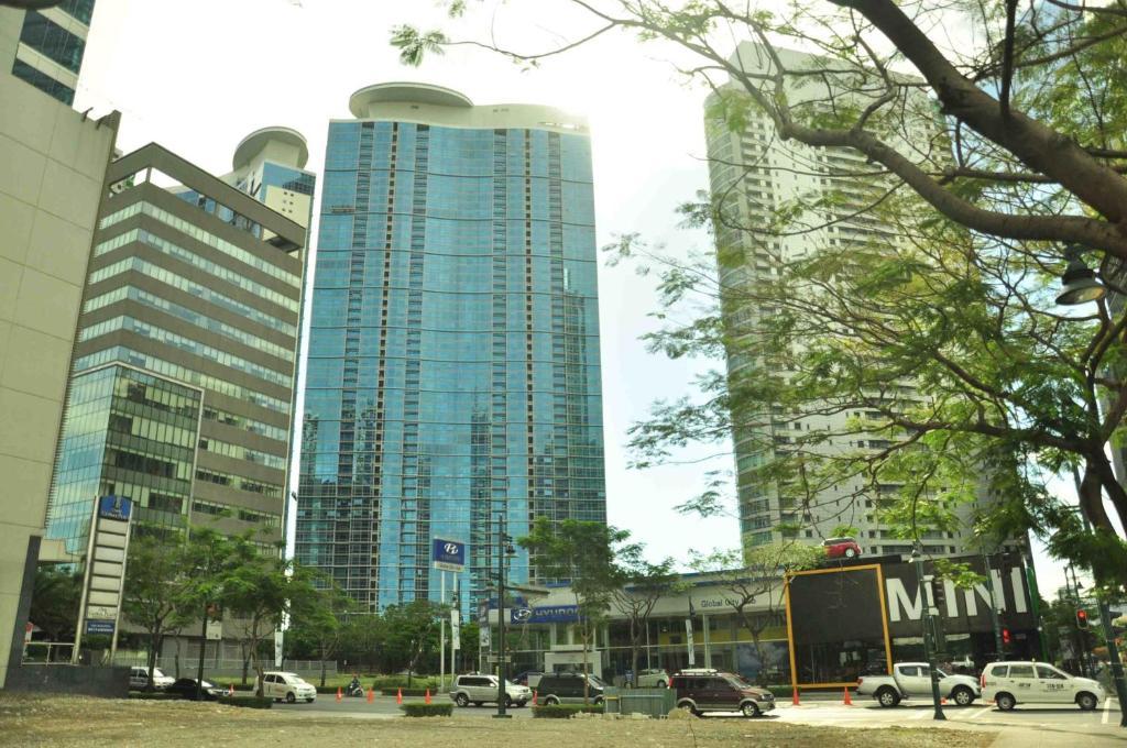 The Fort Budget Hotel- Bonifacio Global City Makati City Buitenkant foto