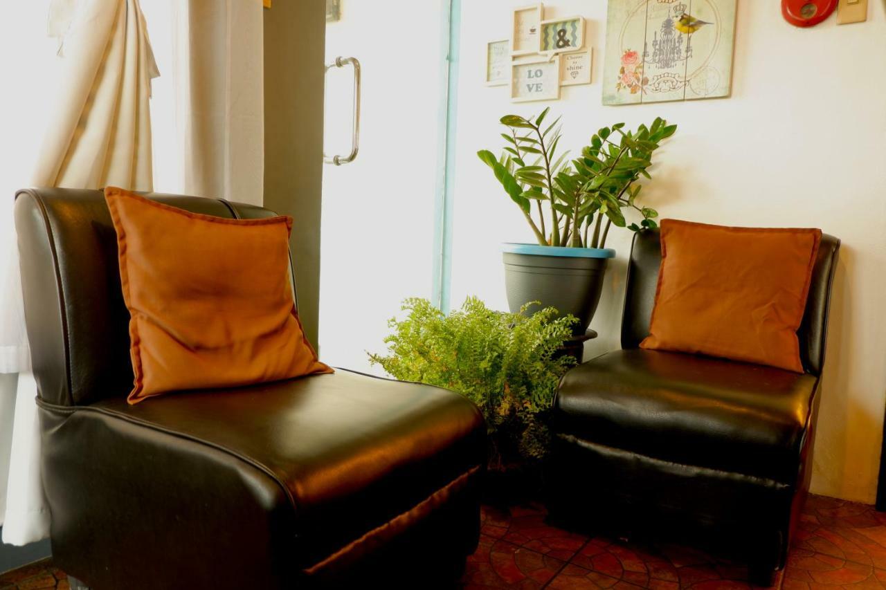 The Fort Budget Hotel- Bonifacio Global City Makati City Buitenkant foto