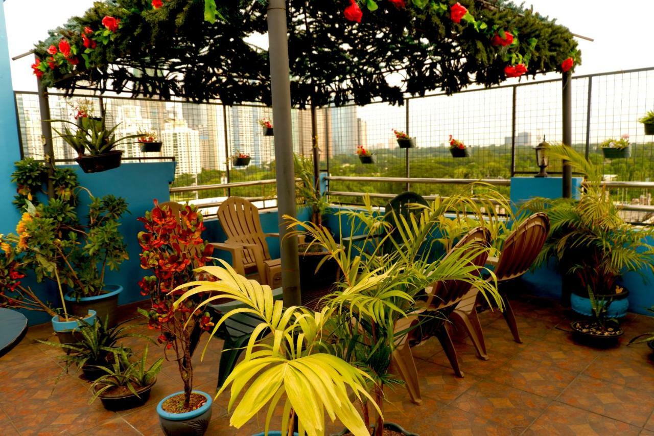 The Fort Budget Hotel- Bonifacio Global City Makati City Buitenkant foto