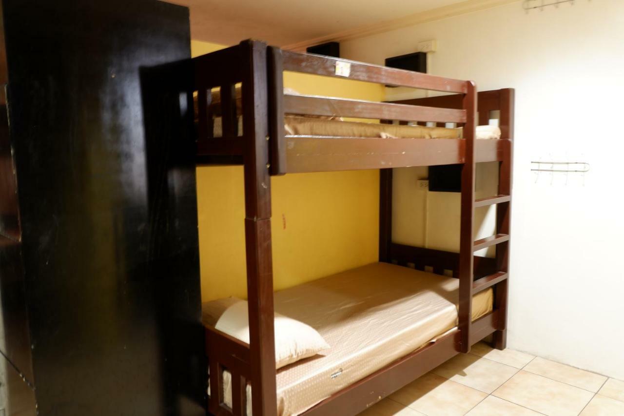The Fort Budget Hotel- Bonifacio Global City Makati City Buitenkant foto